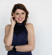 Valpré Huisamen, a skilled and dedicated dietitian with expertise in nutrition for chronic conditions, weight management, and fertility.