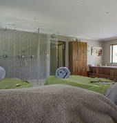 Wet room, Couple room