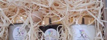 Natural Aromatherapy mask, exfoliate & cream gift set